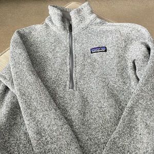 Patagonia pullover size small